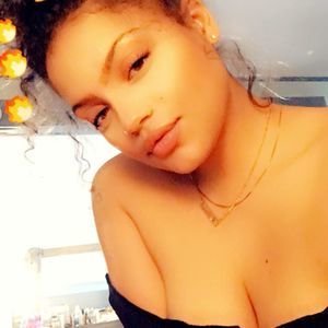 Meet your Posher, Em